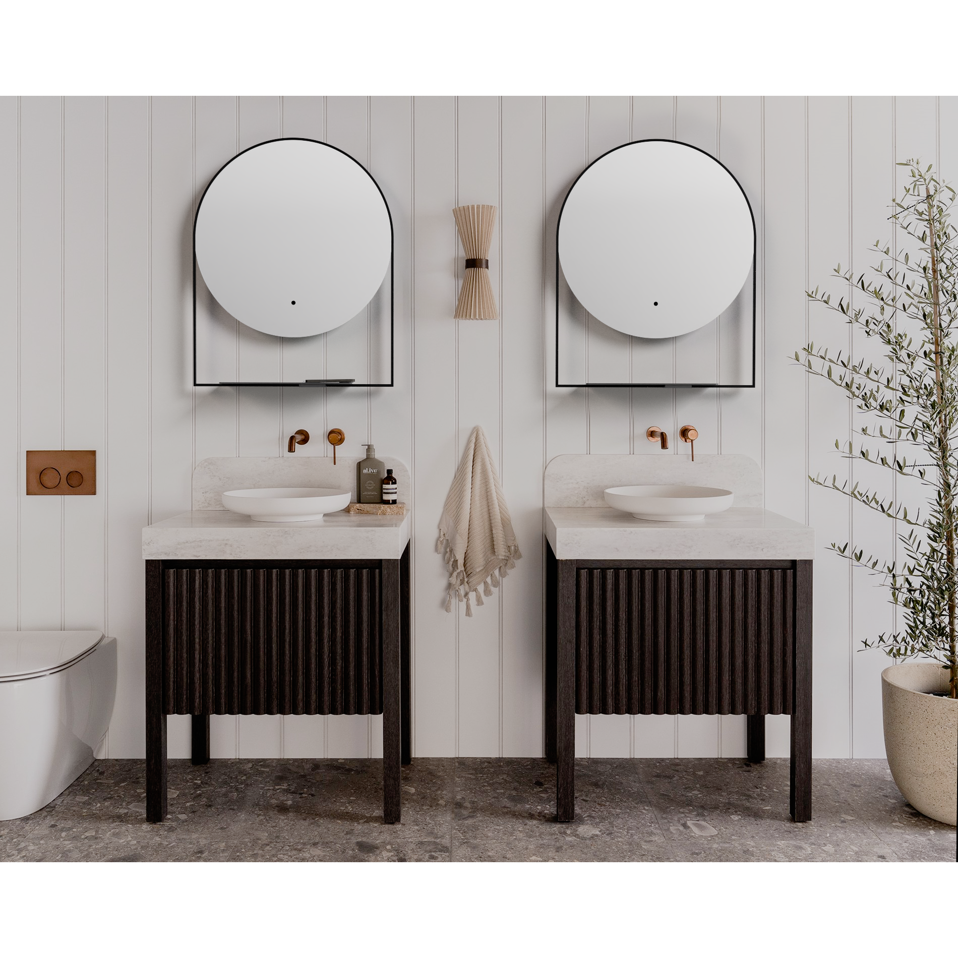 Oxygen CASSIOPEA 3-1801-15 Round Lighted LED Vanity Mirror with Wireless Phone Charger