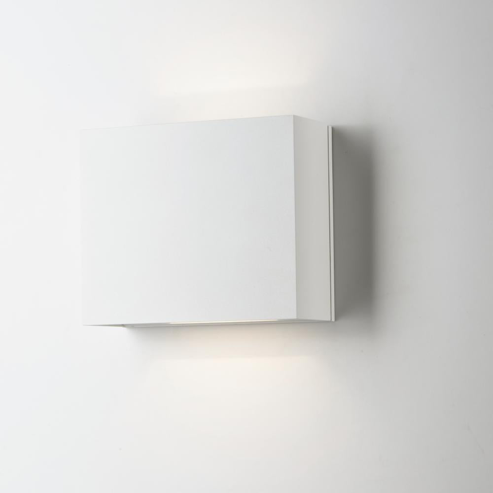 ET2 ALUMILUX CUBE E41328-WT Sconce Transitional - White