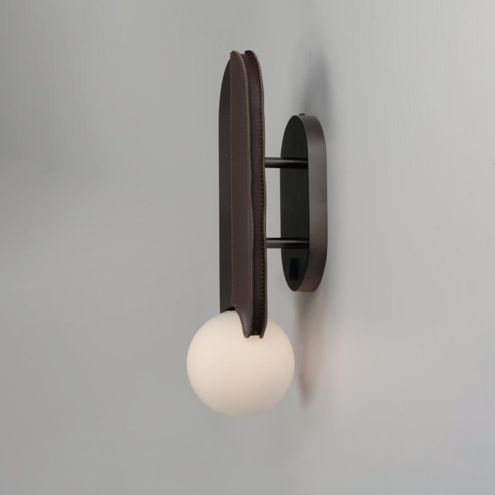 Studio M STITCHED SM24601BBZ Sconce Traditional - Brushed Bronze
