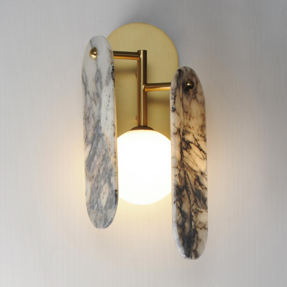 Studio M MEGALITH - STONE SM24810ARYNAB Sconce - Natural Aged Brass