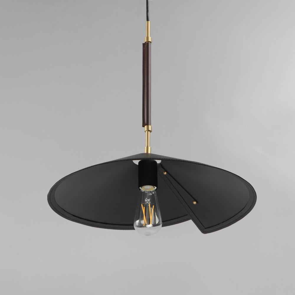 Studio M CAVALIER SM81806NAB Pendant Traditional - Natural Aged Brass